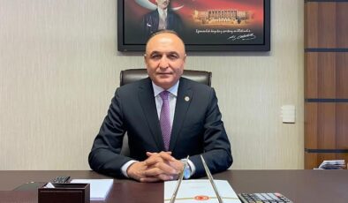 MİLLETVEKİLİ MERİÇ, 15 TEMMUZ BAYRAK TALİMATINA TEPKİ GÖSTERDİ