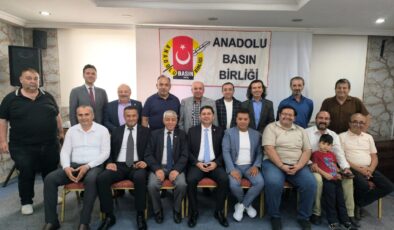 “GAZETECİ, MESLEKTAŞINI TEHDİT ETMEZ”