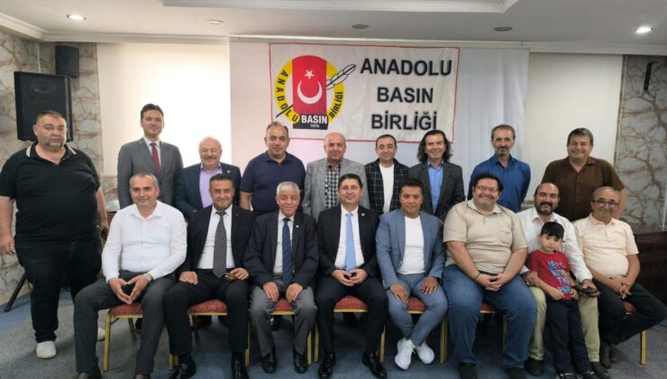 “GAZETECİ, MESLEKTAŞINI TEHDİT ETMEZ”