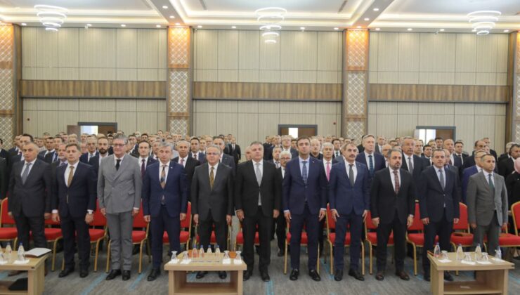 81 İLDEN 200 İLÇE MİLLÎ EĞİTİM MÜDÜRÜ GAZİANTEP’TE BULUŞTU