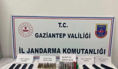 SİLAH KAÇAKÇILIĞINA JANDARMADAN GEÇİT YOK