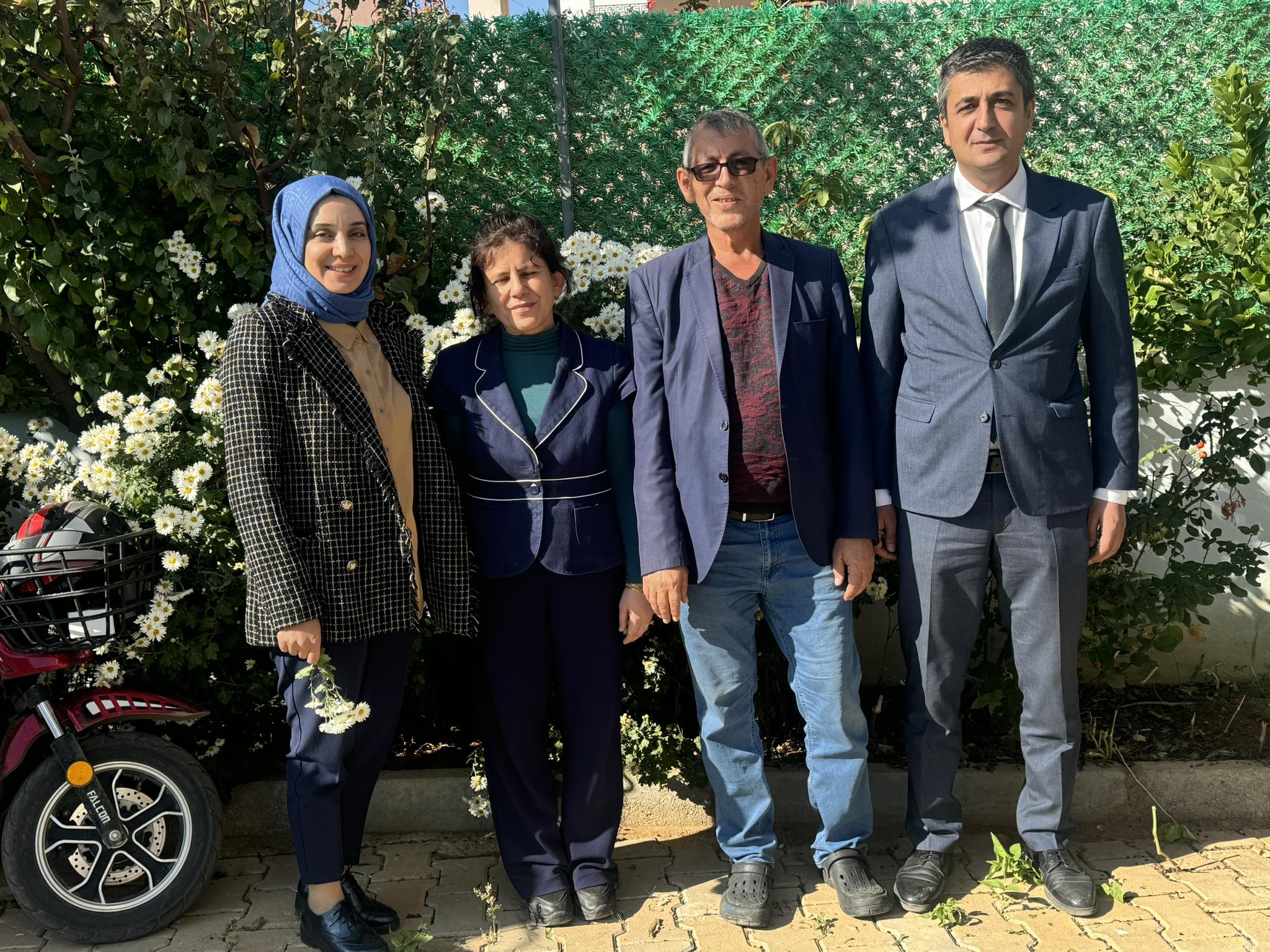 HALKBANKASINDAN BİLGİÇ AKADEMİYE ZİYARET