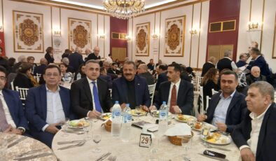 İSLAHİYE’LİLER İSTANBUL’DA BULUŞTU