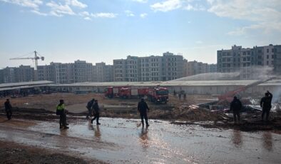 NURDAĞI’NDA İNŞAAT ŞANTİYESİNDE YANGIN